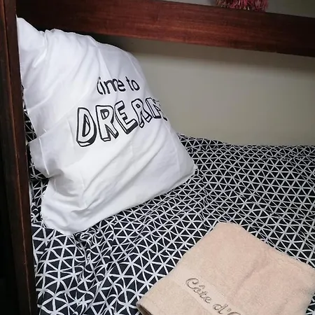 Botel Voilier De Charme A Quai *